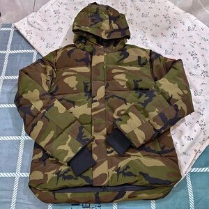 Canada Goose Camouflage Hooded Down Jacket